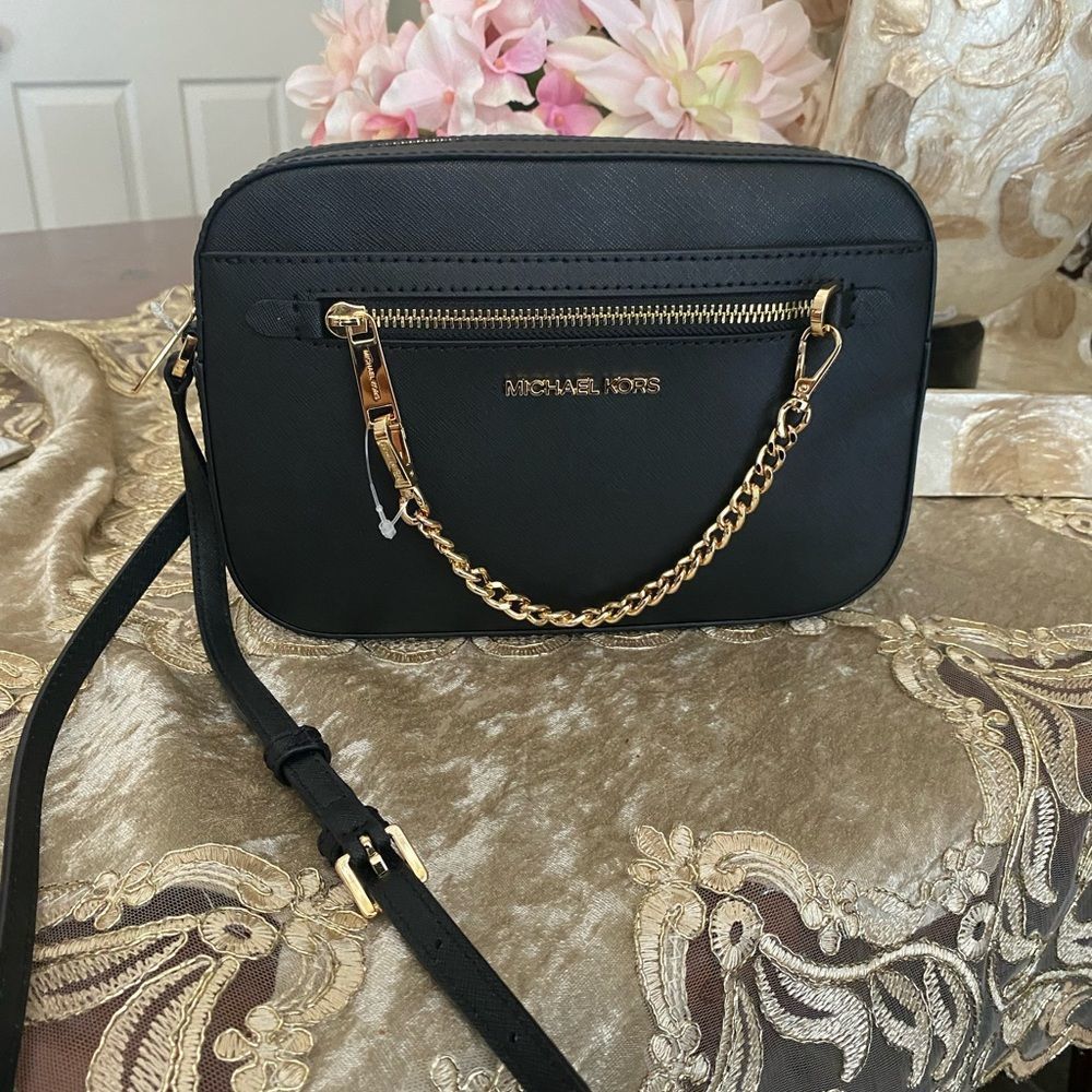 ‼️ ONE DAY SALE 100$ Michael Kors large chain Crossbody